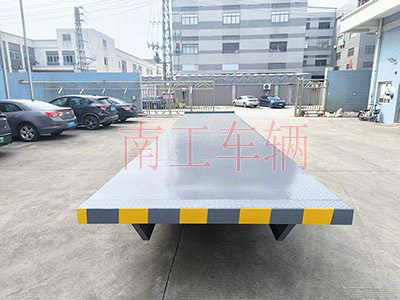 12吨平板拖车9米长拖车底盘3I.jpg