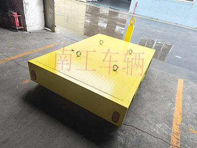 4吨自走式电动平板拖车 牵引拖车3I.jpg