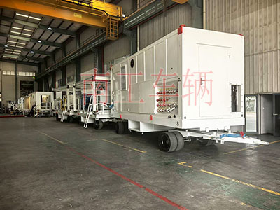 35吨双牵引重型平板拖车 白色7I.jpg