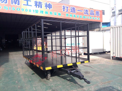 1676271188426378.jpg 3吨高护栏无动力全挂平板拖车黑色1I.jpg