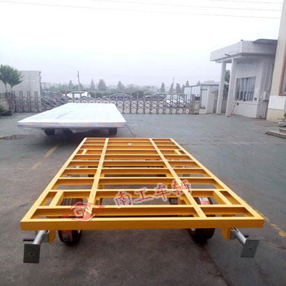 1676512592600863.jpg 2吨骨架式平板拖车1I.jpg